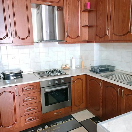 Erin Apartments Vlore Bagian luar foto