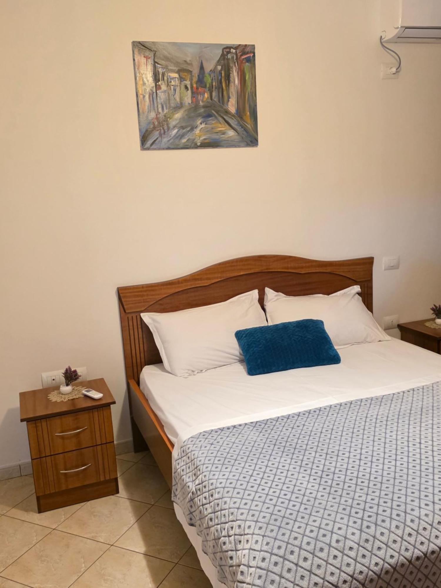 Erin Apartments Vlore Bagian luar foto