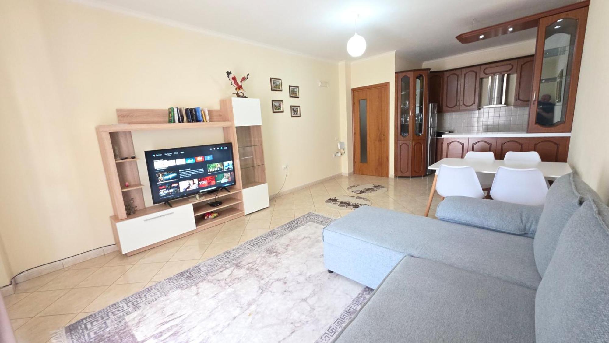 Erin Apartments Vlore Bagian luar foto