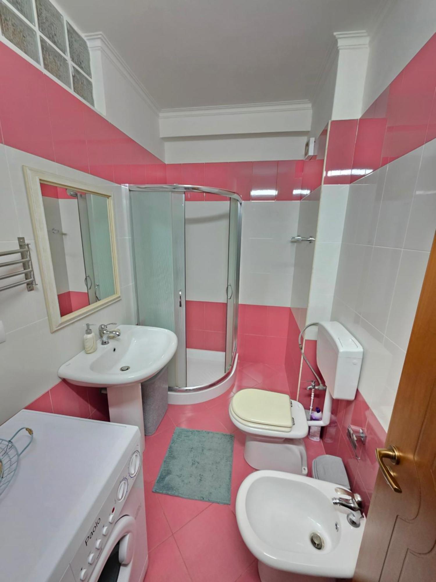 Erin Apartments Vlore Bagian luar foto